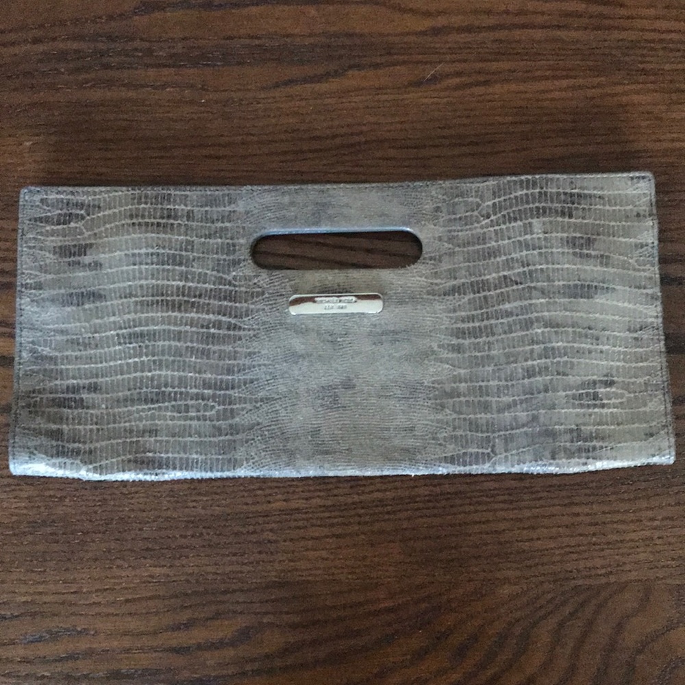 Michael Kors Grey Clutch🖤